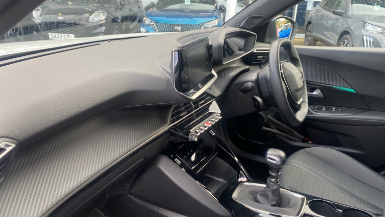 Peugeot 2008 1.2 PureTech 130 Allure Premium+ 5dr Petrol Estate